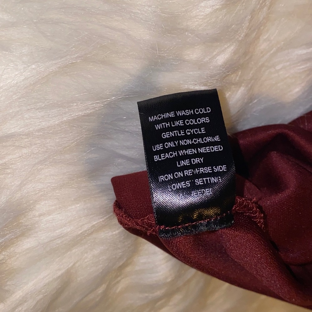 Dress - Picture 2 of 8